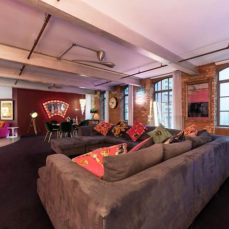 Amazingly Luxurious Loft Apartment, Soho - 3 Bedrooms, 2 Bath & Office Londra Esterno foto