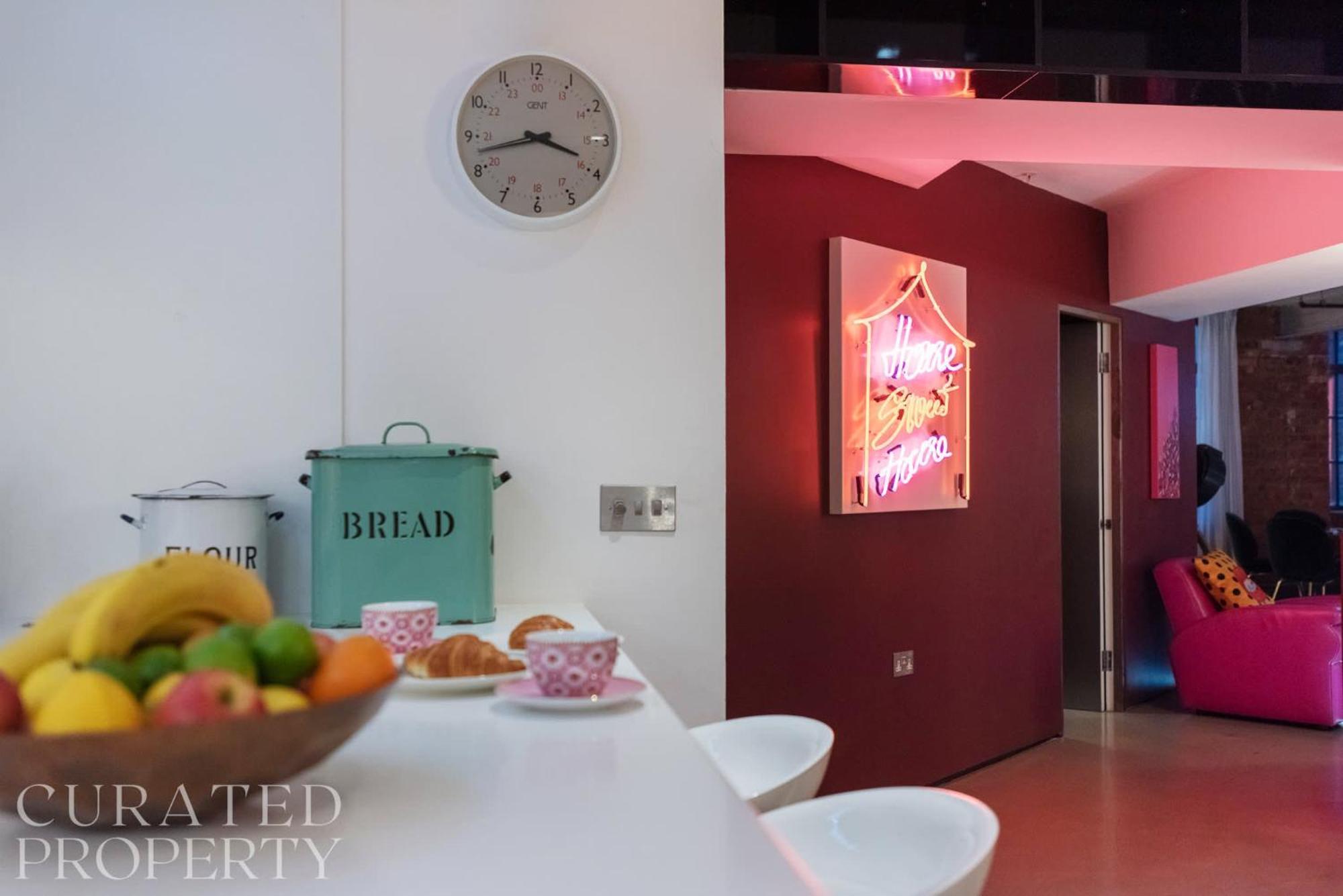 Amazingly Luxurious Loft Apartment, Soho - 3 Bedrooms, 2 Bath & Office Londra Esterno foto