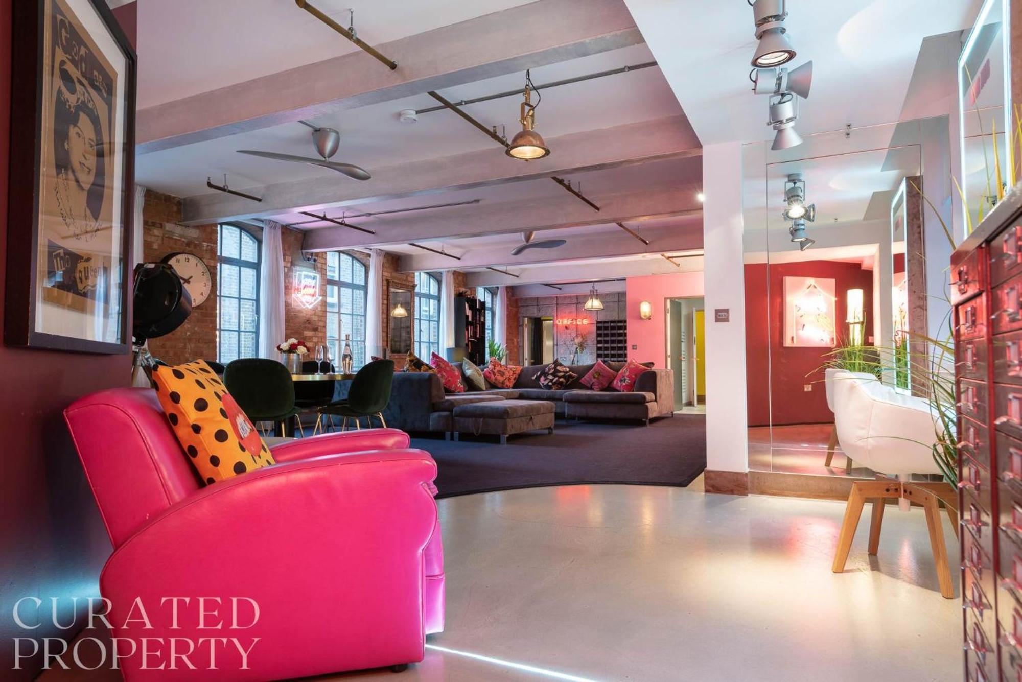 Amazingly Luxurious Loft Apartment, Soho - 3 Bedrooms, 2 Bath & Office Londra Esterno foto