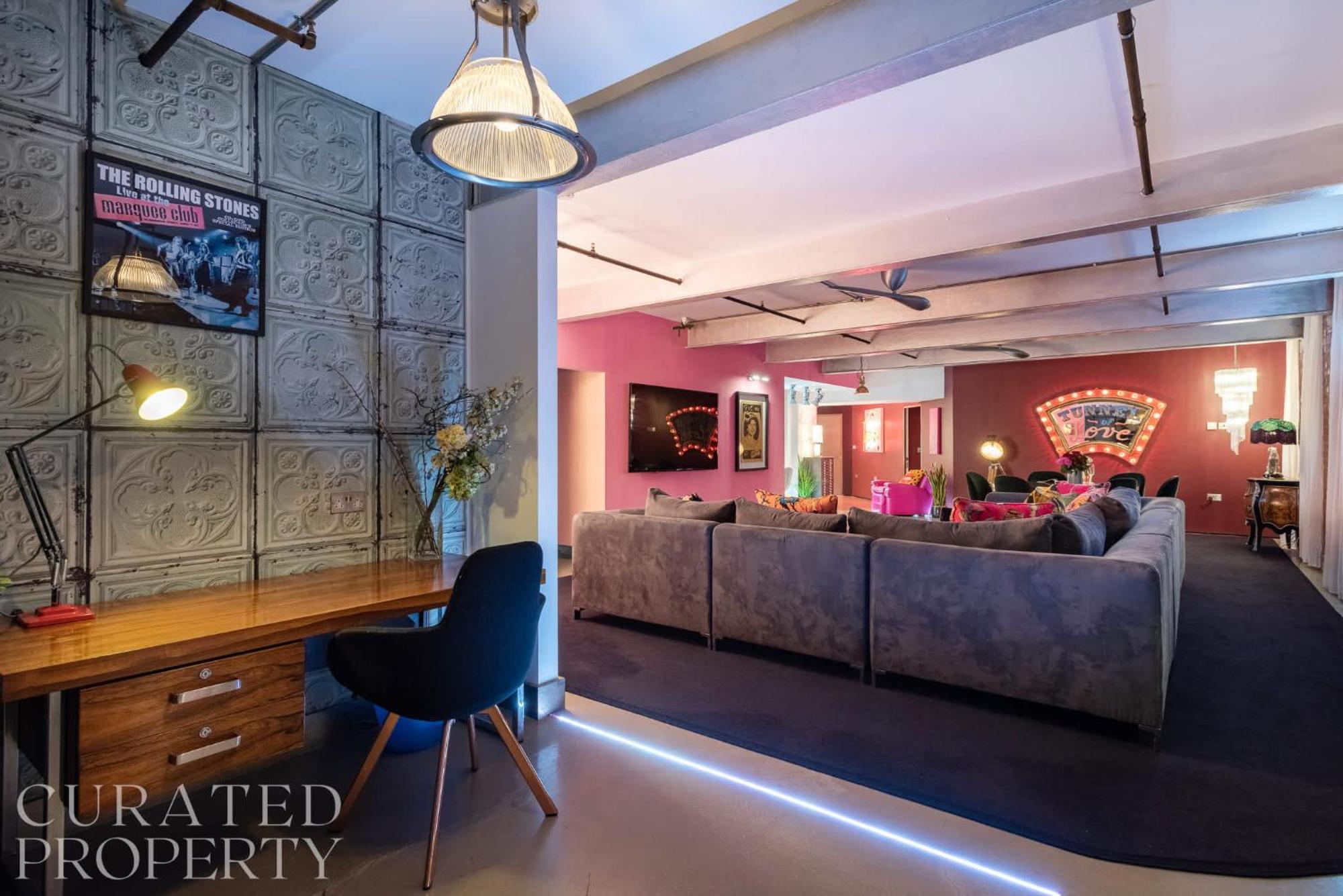 Amazingly Luxurious Loft Apartment, Soho - 3 Bedrooms, 2 Bath & Office Londra Esterno foto